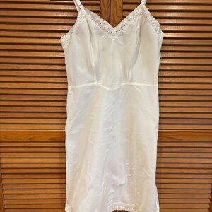 VINTAGE Barbizon Long Camisole / Slip with Zipper